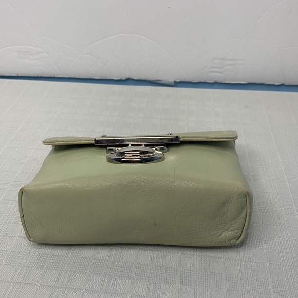 Marc Jacobs soft leather clutch - Picture 5 of 9